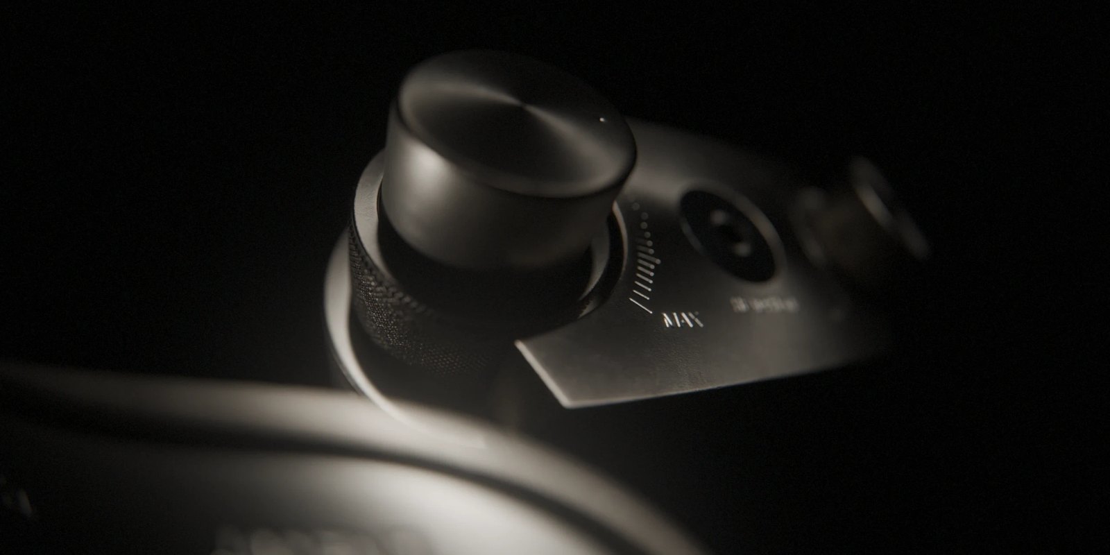 Big Head Pro — close knob